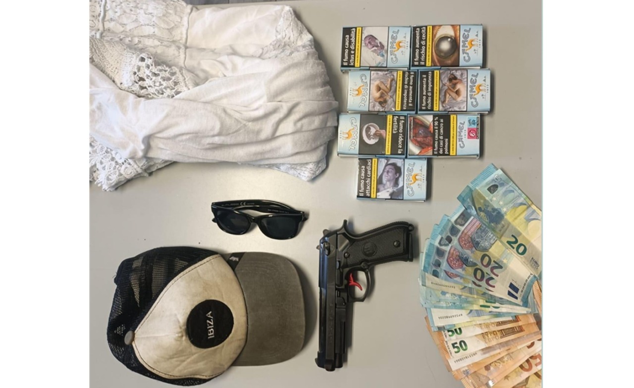 Rapina a mano armata in una tabaccheria di Arona, arrestati due giovani dopo la fuga