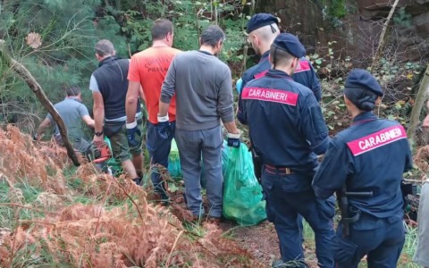 Smantellati dai Carabinieri i bivacchi dello spaccio nei boschi di Cambiasca