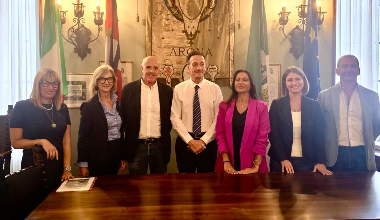 Arona e Distretto Turistico dei Laghi, si rafforza la collaborazione