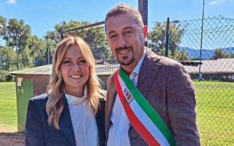 Meloni nel Novarese, visita a Sambonet e Herno: doppia tappa tra Orfengo e Lesa