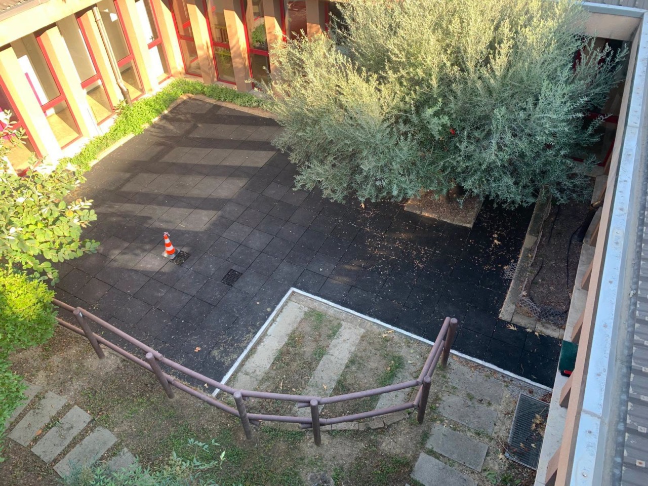 Alla scuola Collodi di Novara nasce un’aula didattica all’aperto