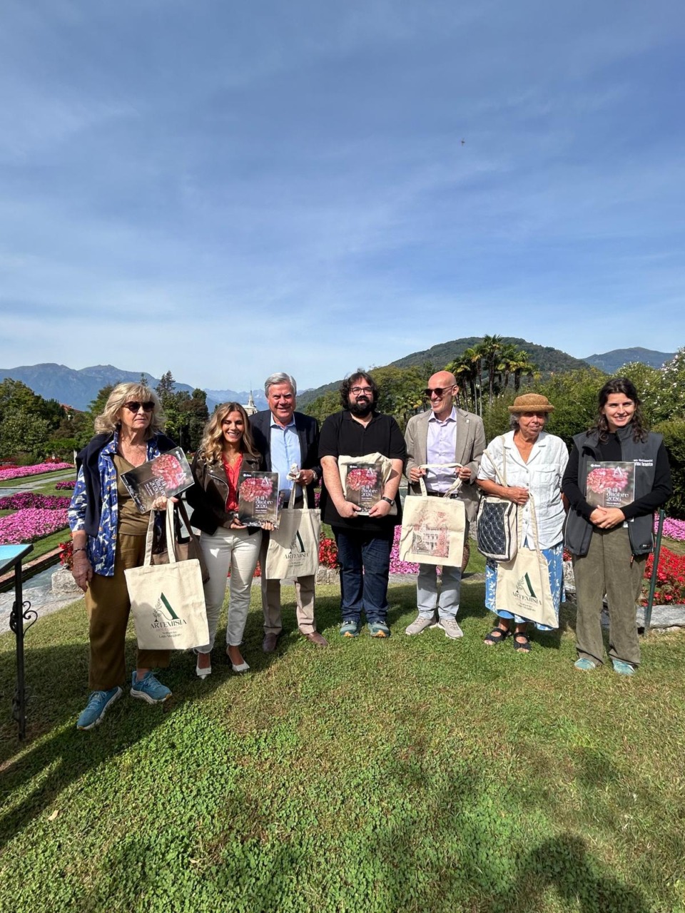 A Verbania sboccia Artemisia: mostra mercato, arte e la voce dei giardini storici d’Italia a Villa Giulia