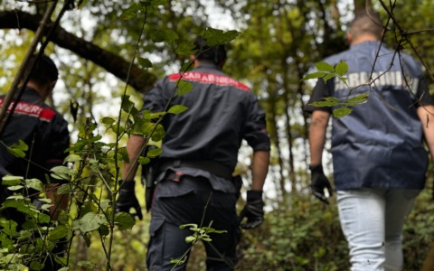 Ricercato per tentato omicidio, si nascondeva nei boschi di Oleggio: arrestato
