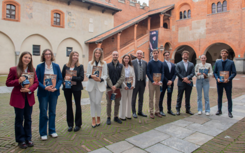 Novara, 19 giovani laureati premiati con la medaglia d’oro del Collegio Caccia