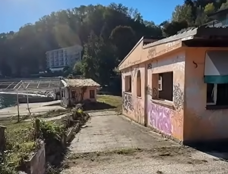 Al via i lavori all’ex Cit Bar tra Arona e Meina