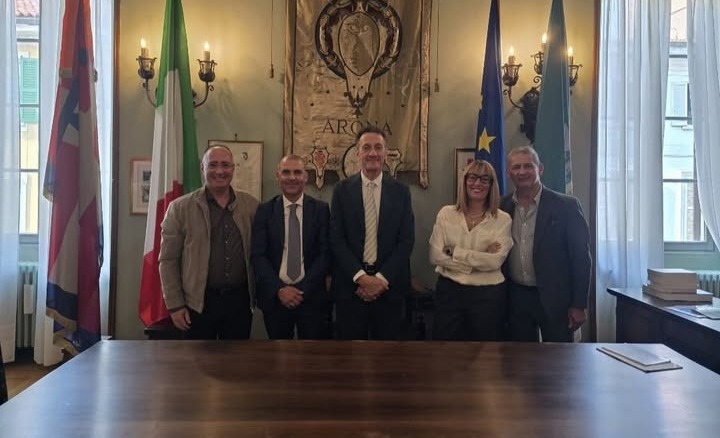 Delegazione del comune di Marina di Gioiosa Ionica in visita ad Arona