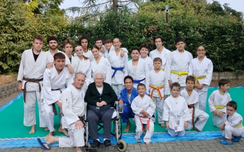 L’Accademia Arona di Judo in visita alla Casa di Riposo
