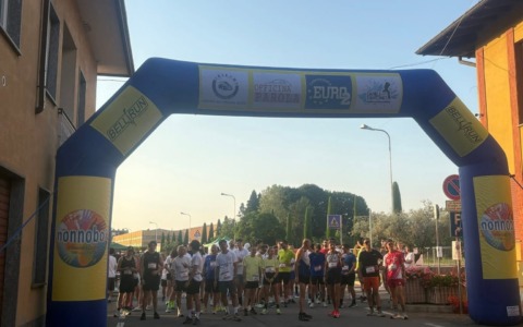 Da Marano Ticino 4.500 euro alla Lilt Novara per l’Oncologia del Maggiore
